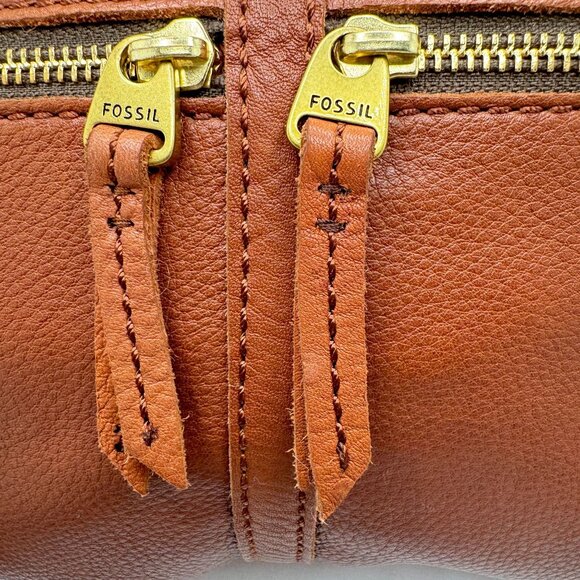 Fossil Light Brown Pebbled Leather Front Zipper Pockets Crossbody Bag Vtg - Picture 12 of 12